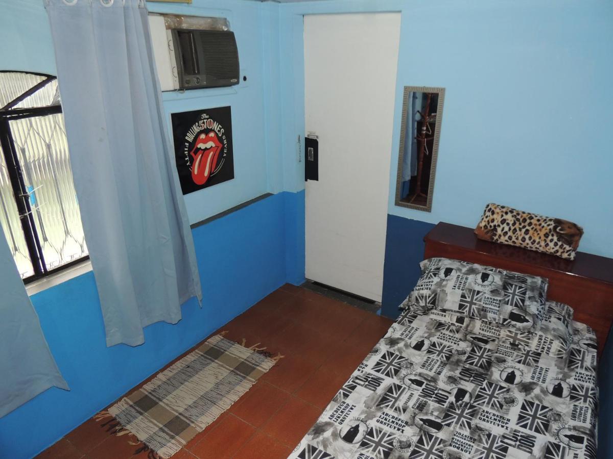 Single Bed Mixed Dormitory Room