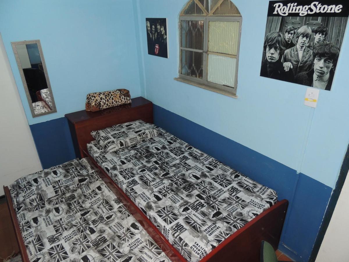 Single Bed Mixed Dormitory Room