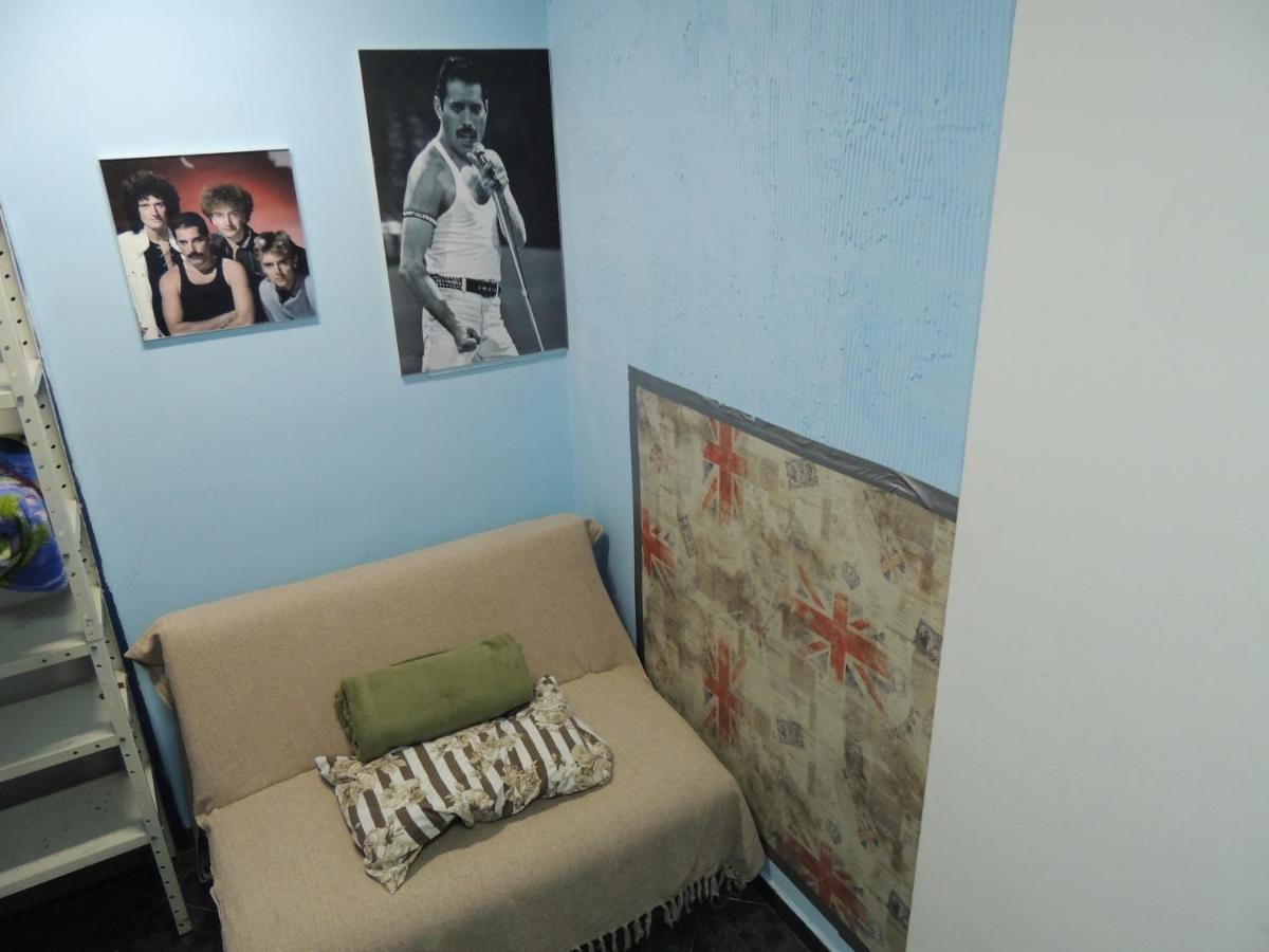 Bunk Bed Mixed Dormitory Room